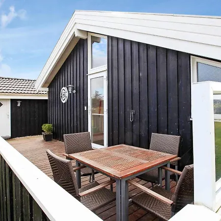 Two-bedroom In Hjorring 1